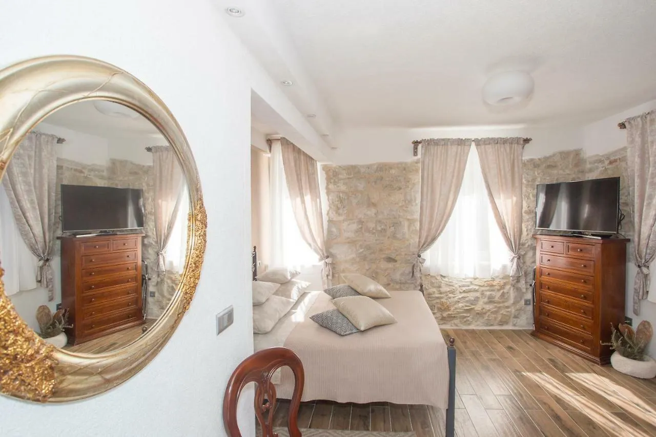 Bossa Studio Apartments Split