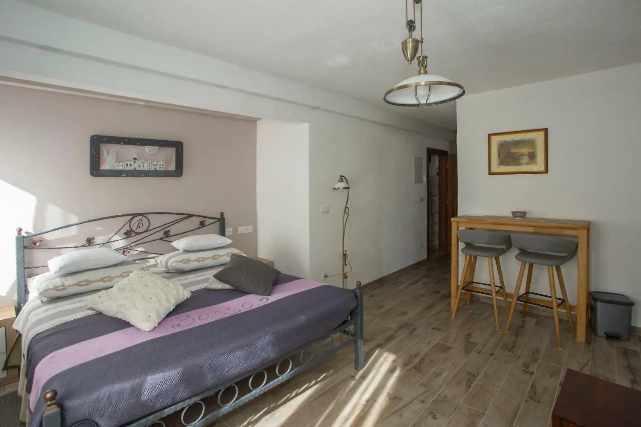 Bossa Studio Apartments Split