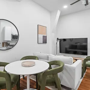  Apartment Minimalist Charm 2br 1bath United States